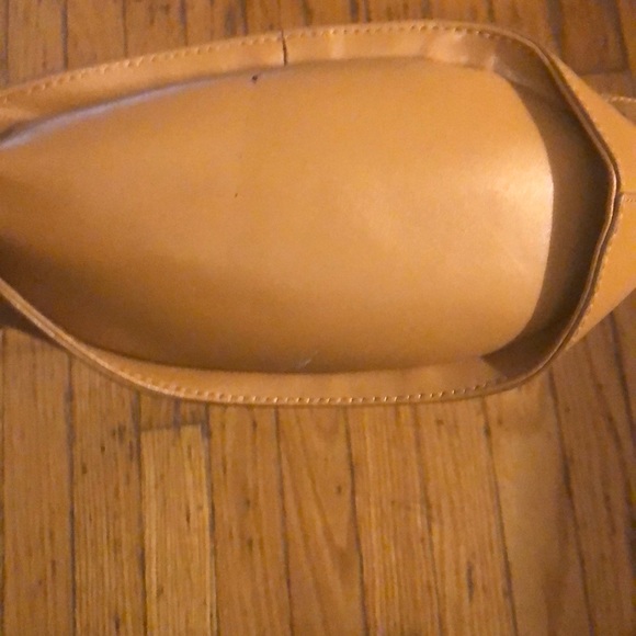 Danier Shoulder Bag - Picture 3 of 5